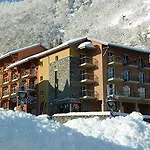 Goelia Les Balcons D'ax شقة فندقية 3*