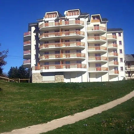Nemea Les Balcons D'ax 2*